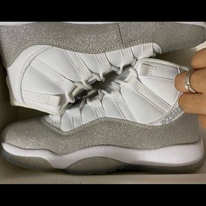 Jordan 11 women